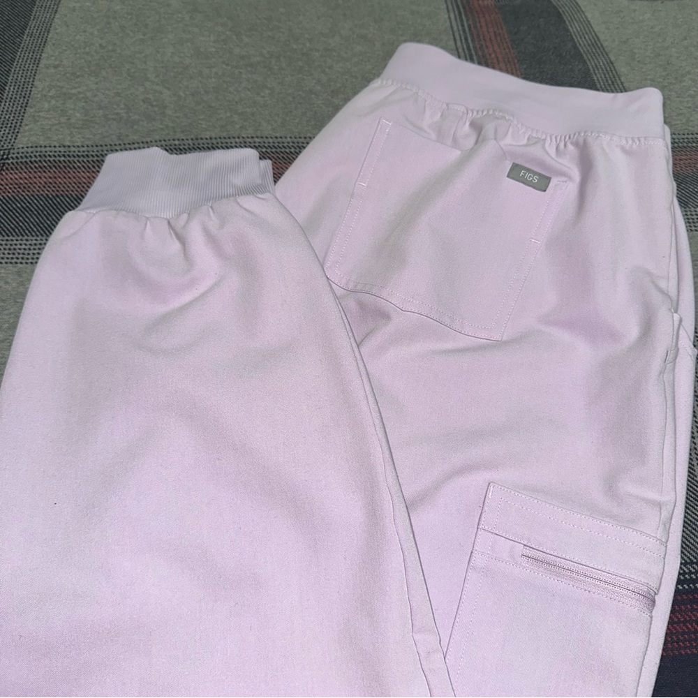 Figs Lavender Jogger Pants